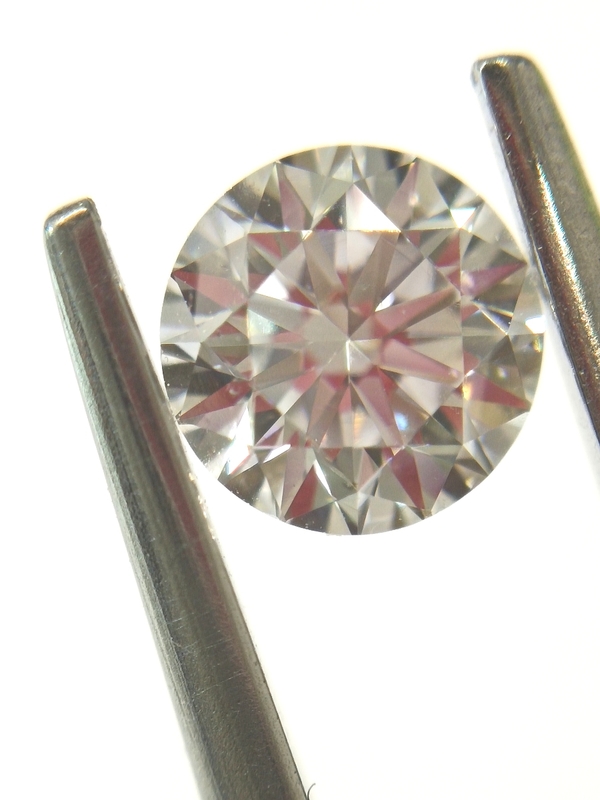 Round 0.5 ct D VS2