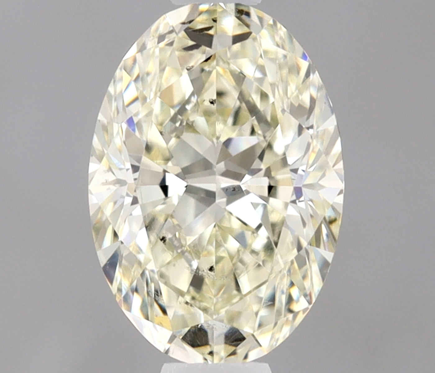 Oval 0.5 ct J SI2
