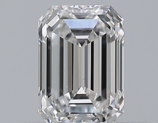 Emerald 0.32 ct E VS1