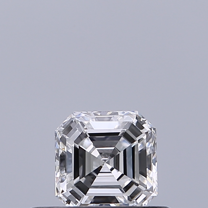 Emerald 0.33 ct D VVS2