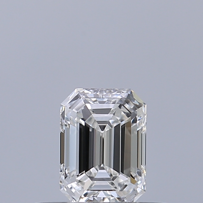 Emerald 0.3 ct D VVS1