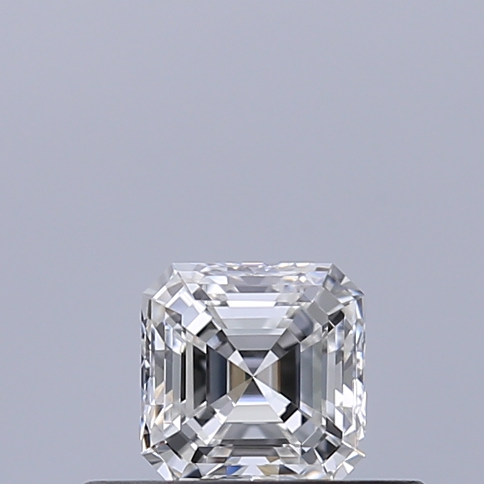 Emerald 0.3 ct E VVS1