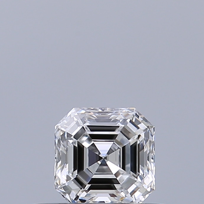 Emerald 0.31 ct D VVS2