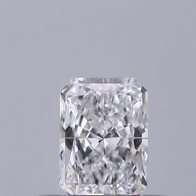 Radiant 0.31 ct D IF