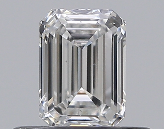 Emerald 0.4 ct E VS2