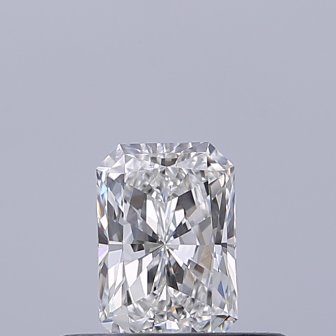Radiant 0.3 ct E VVS1