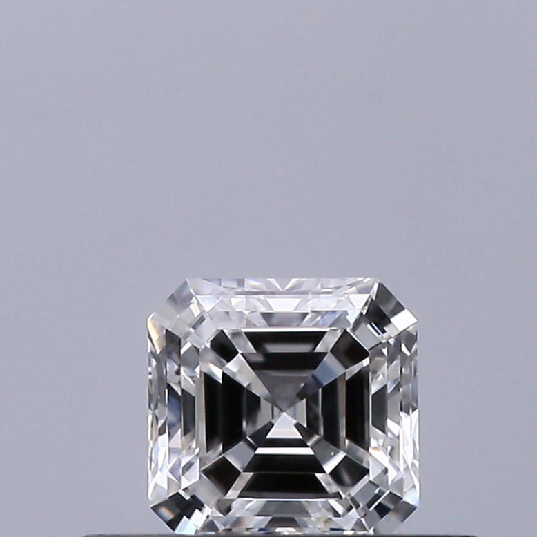 Emerald 0.3 ct D VVS1
