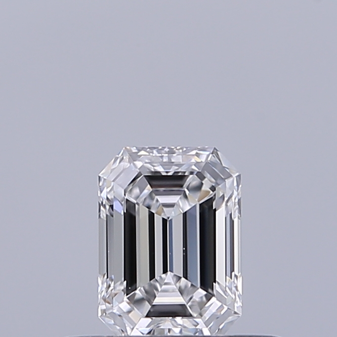 Emerald 0.33 ct D VS1