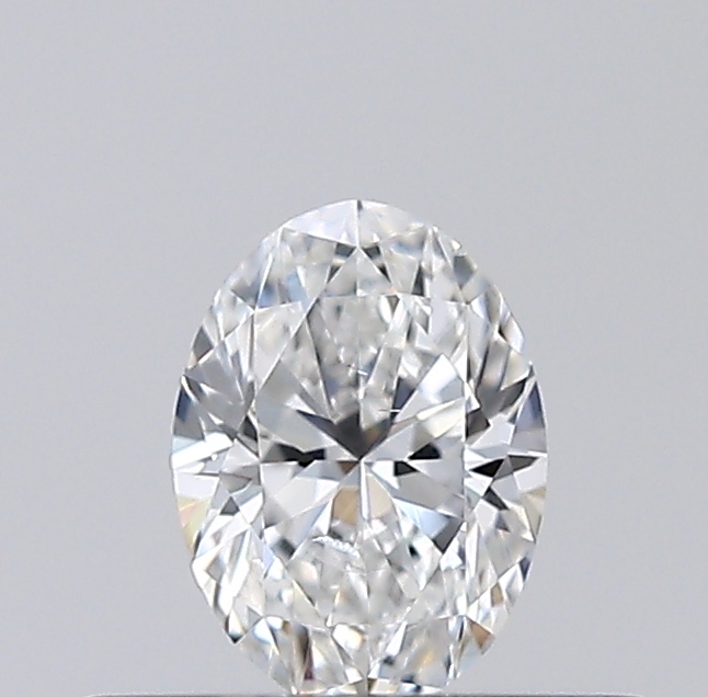 Oval 0.3 ct E SI2