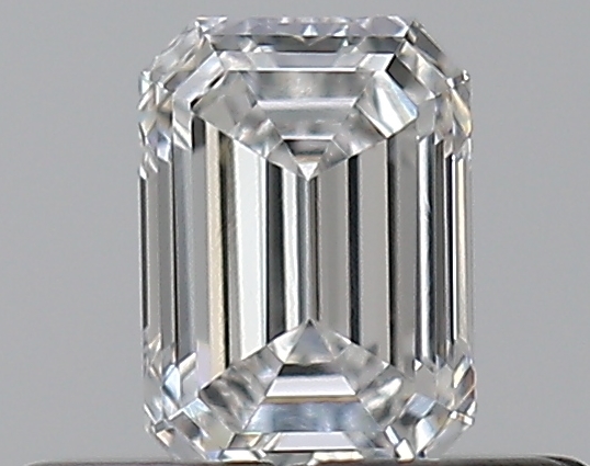 Emerald 0.3 ct E VVS2
