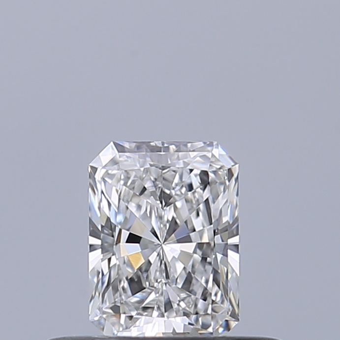Radiant 0.31 ct D VVS1