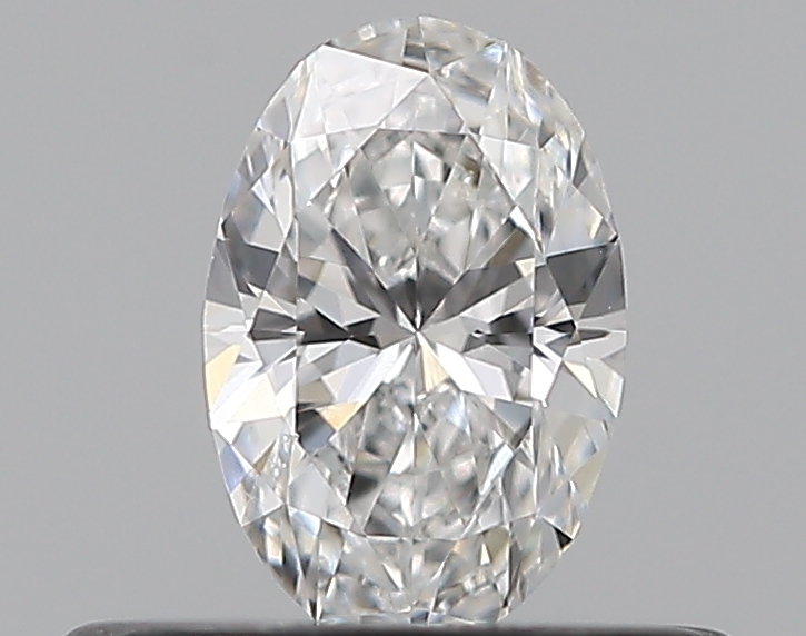Oval 0.3 ct E SI1