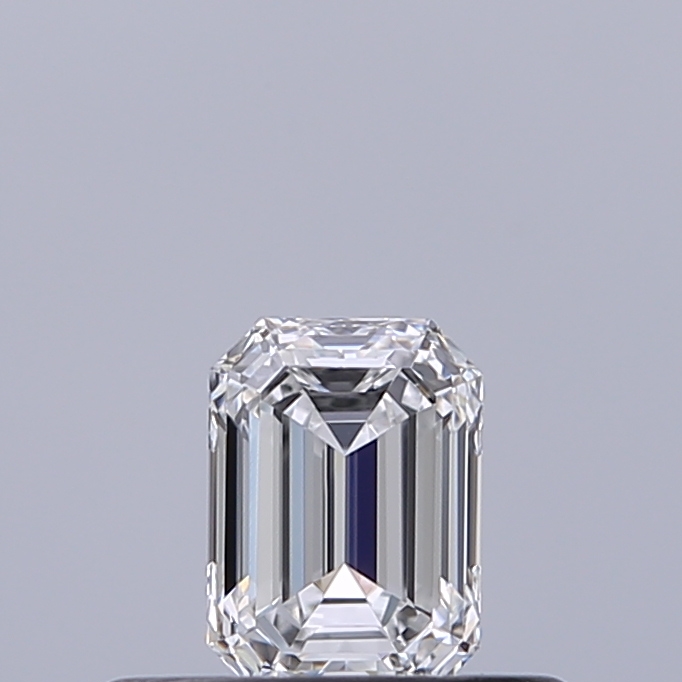 Emerald 0.3 ct E IF