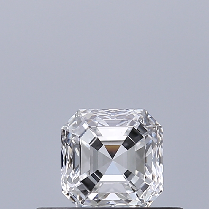 Emerald 0.35 ct D VS1