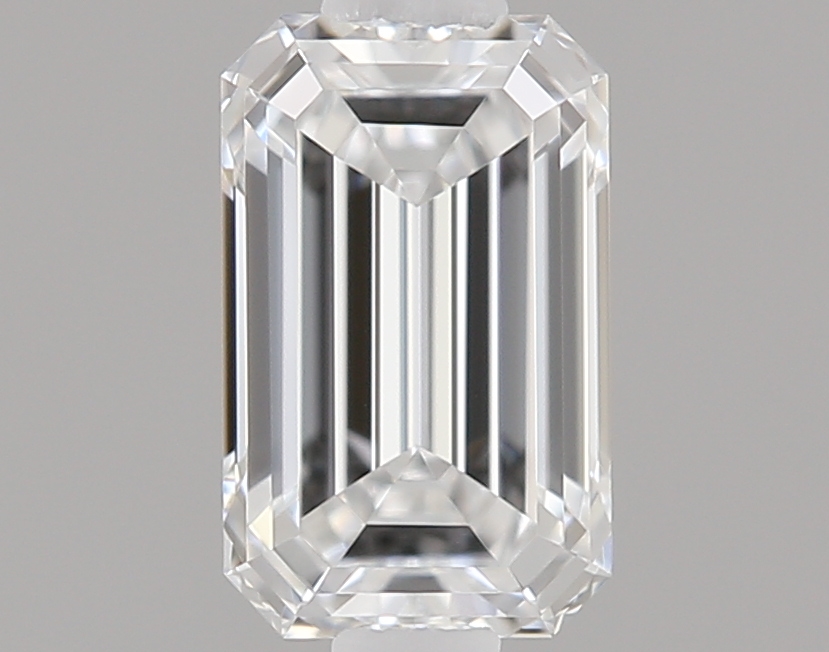 Emerald 0.32 ct D IF
