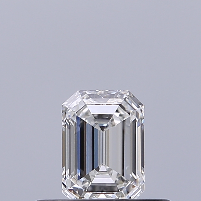Emerald 0.32 ct F IF