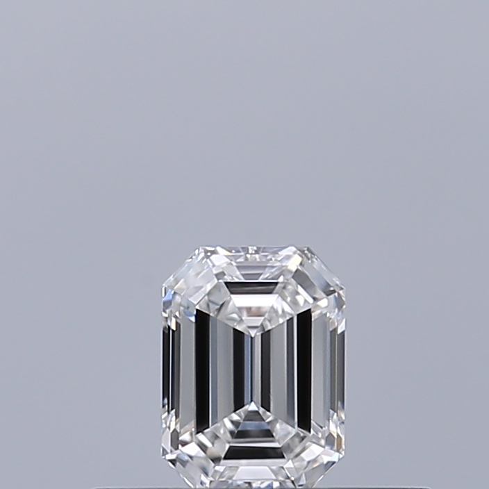 Emerald 0.23 ct E IF