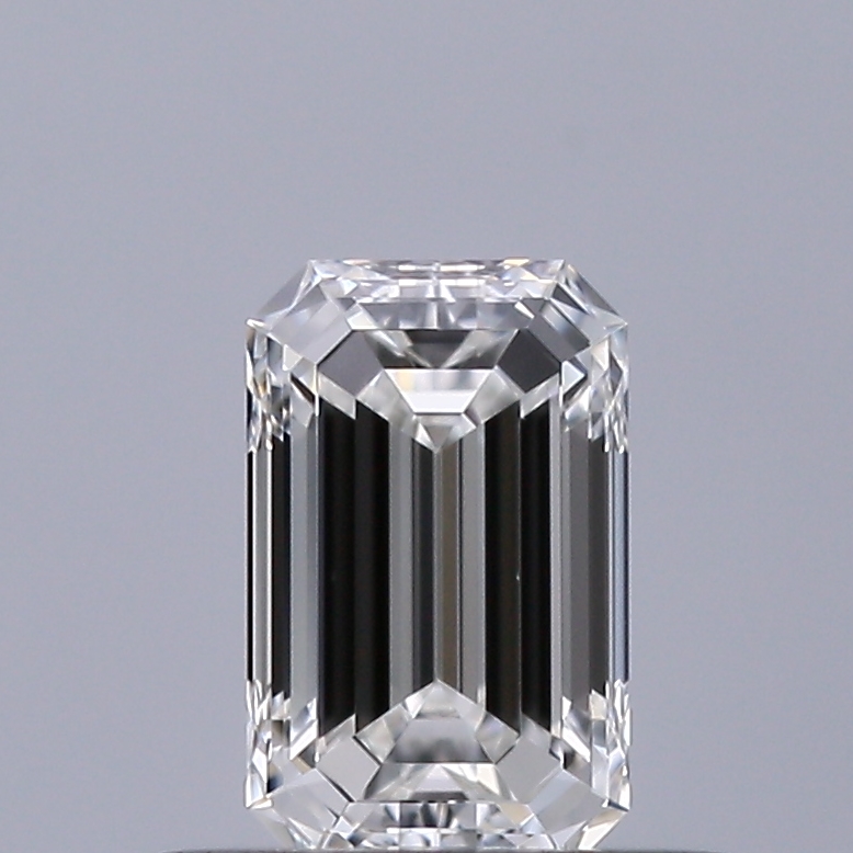 Emerald 0.4 ct F VS1