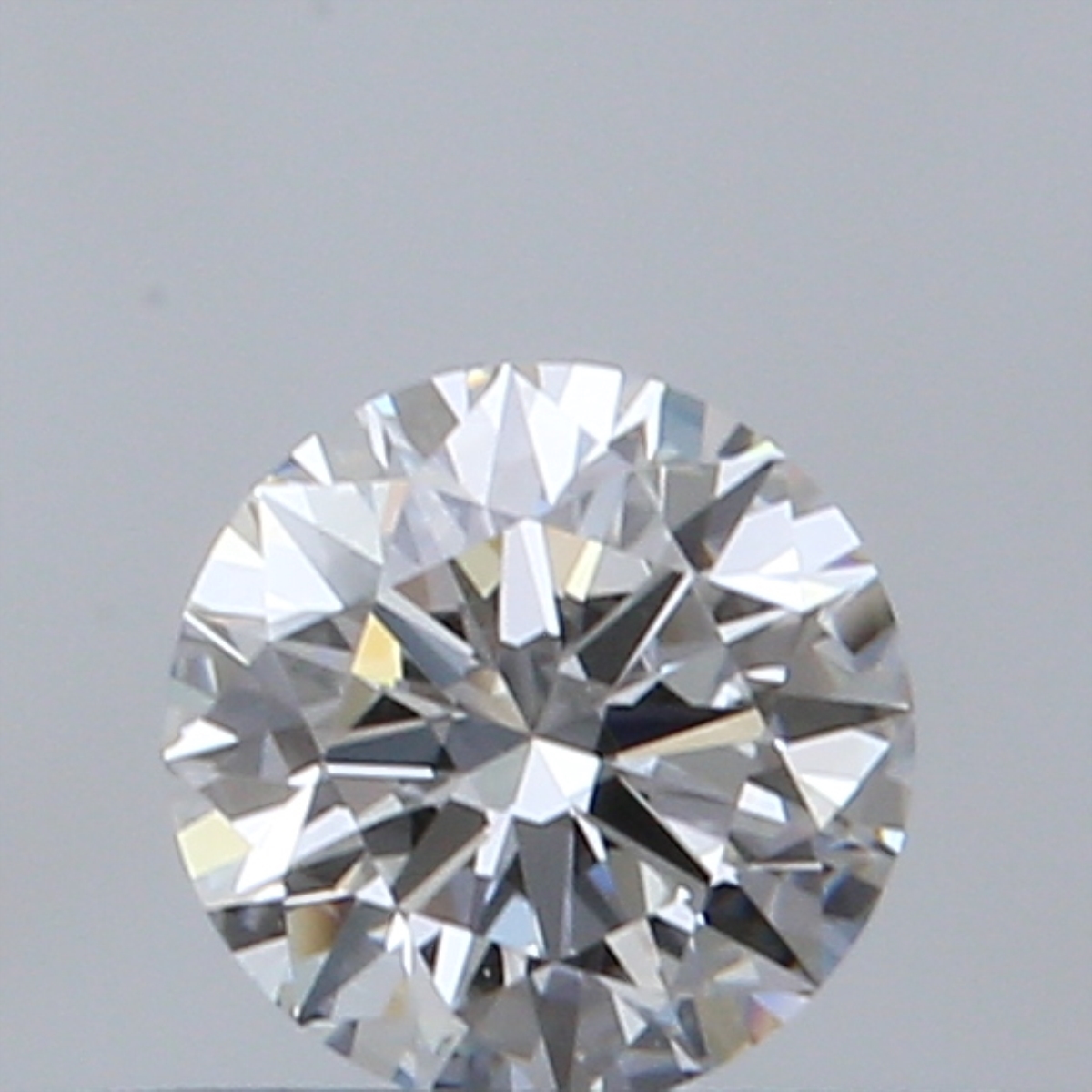 Round 0.27 ct F IF