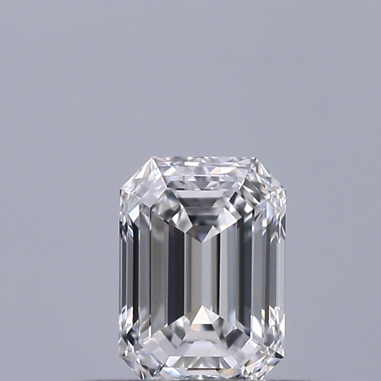 Emerald 0.31 ct E VVS2