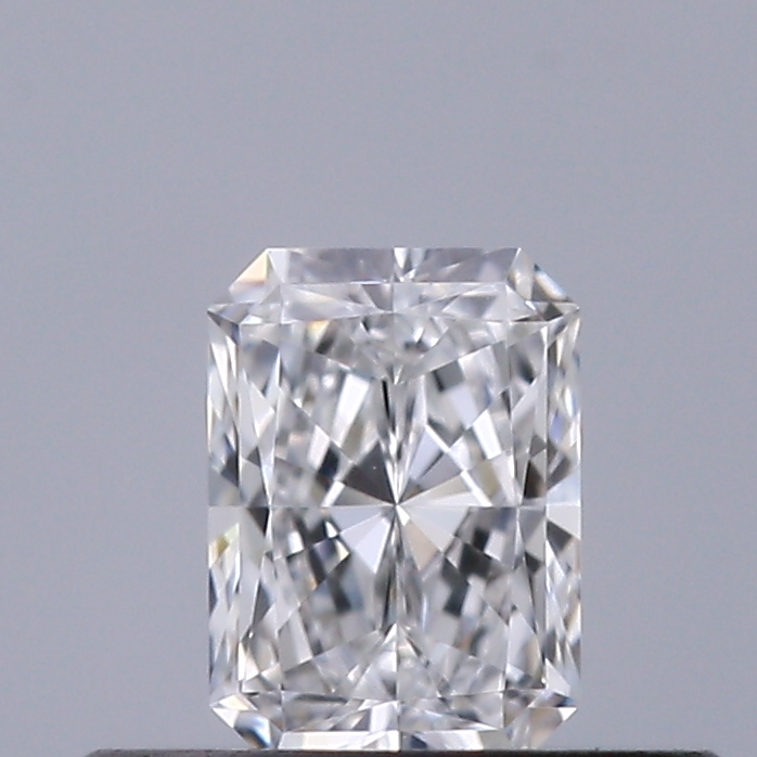 Radiant 0.3 ct D VVS1