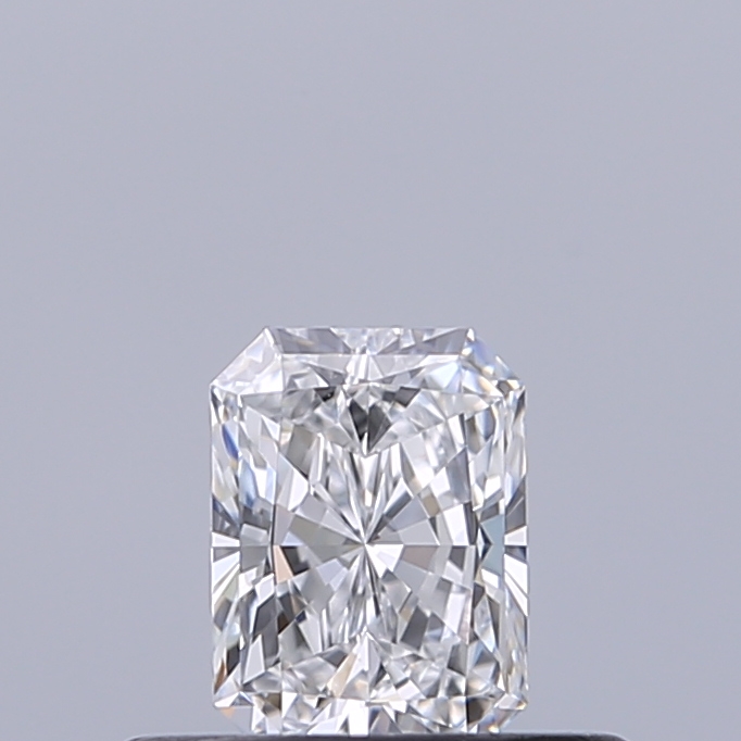 Radiant 0.31 ct D VVS1