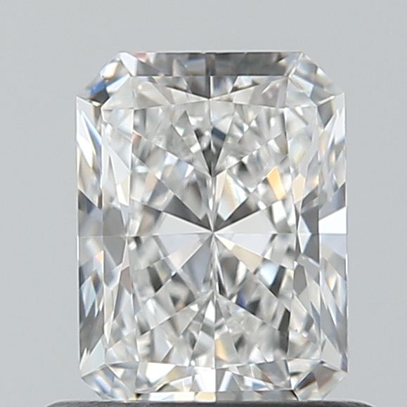 Radiant 0.7 ct F VS1