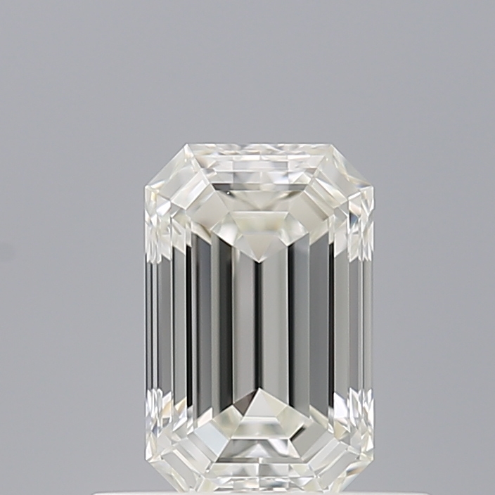 Emerald 0.51 ct H IF