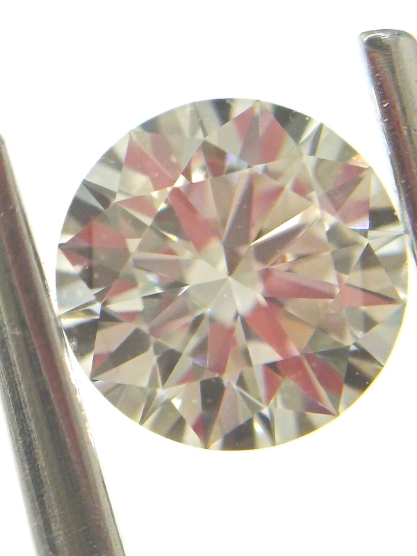 Round 0.41 ct J VS1