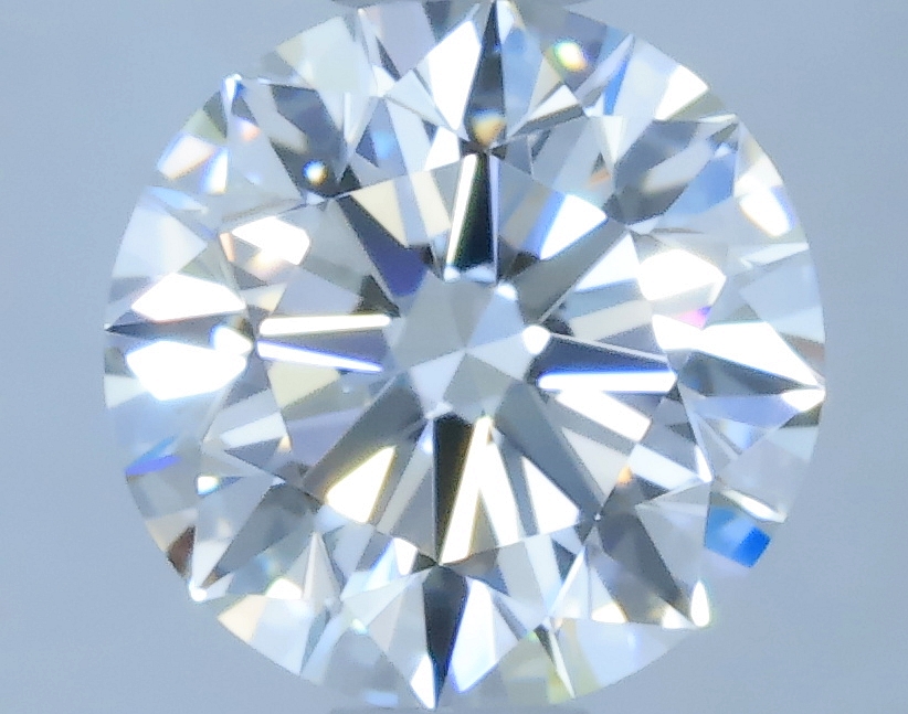 Round 0.7 ct G VVS1