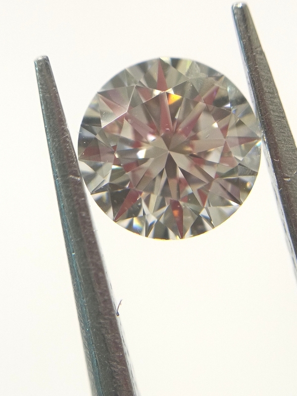 Round 0.3 ct F SI1
