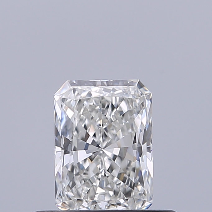 Radiant 0.4 ct F IF