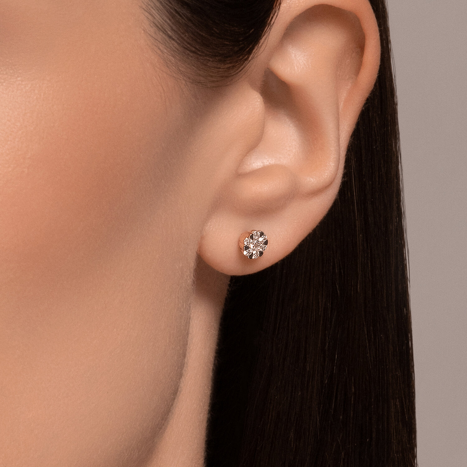 Sokolov gold earrings with diamonds - image 3