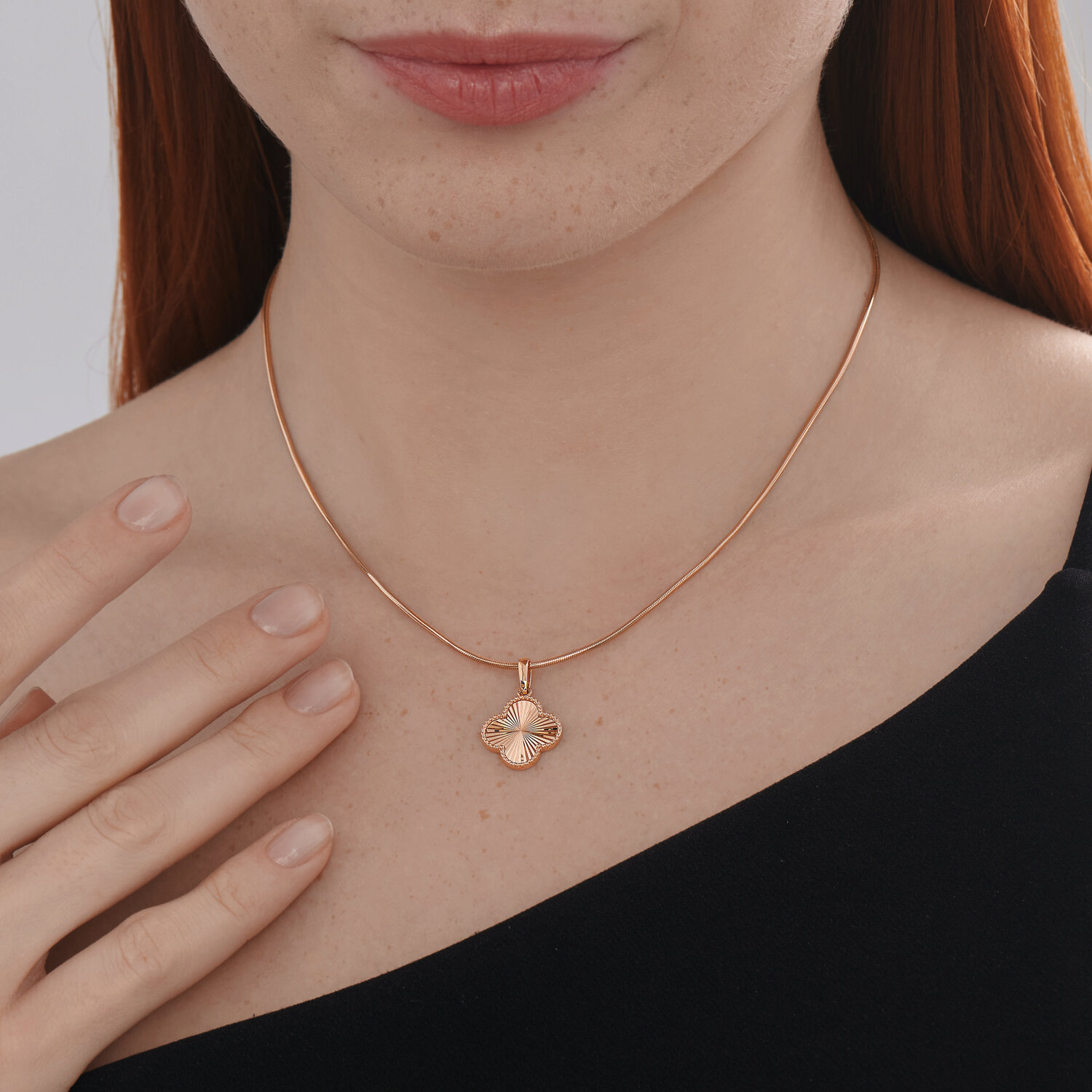 Gold Sokolov pendant - image 3