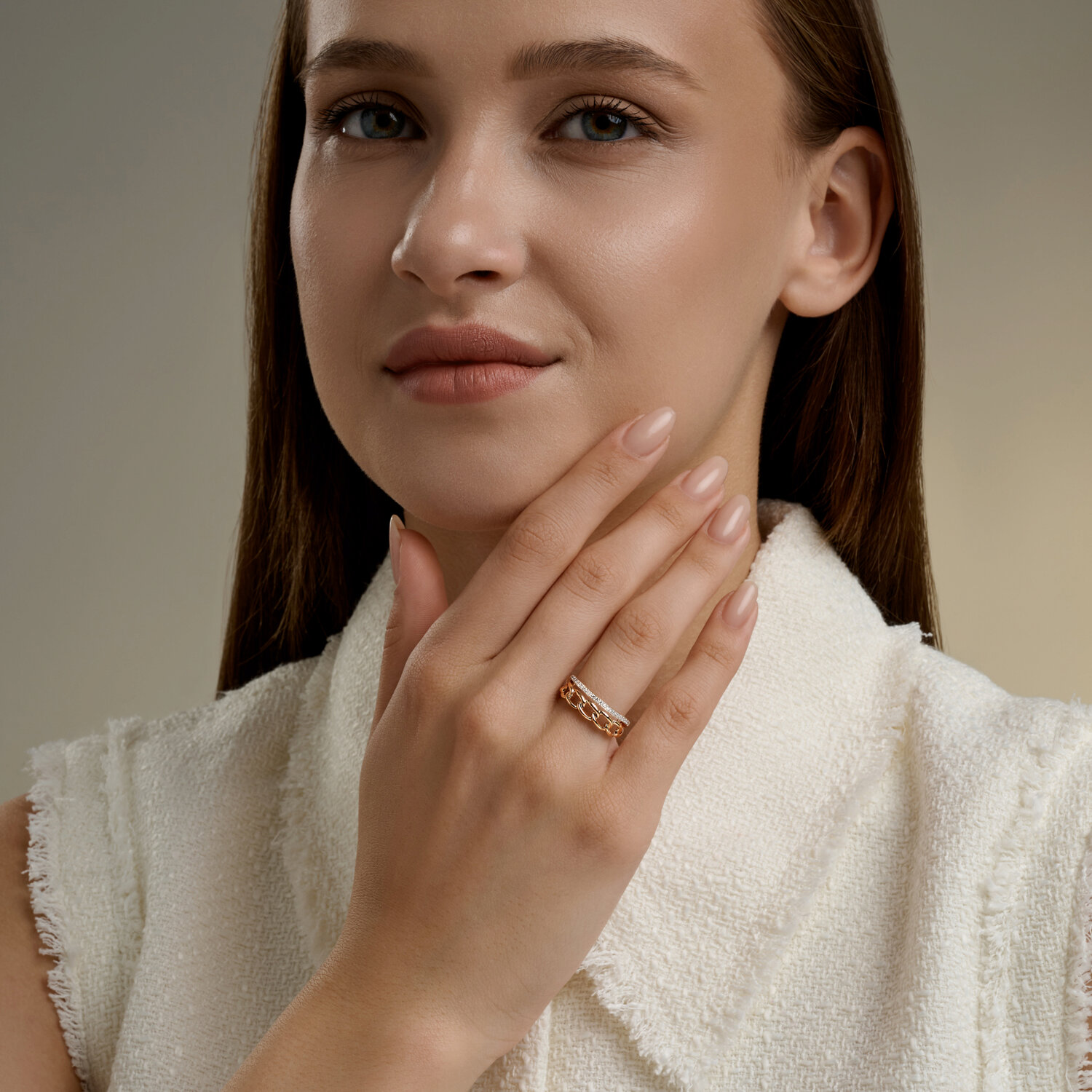 Sokolov gold ring with zirconia - image 4