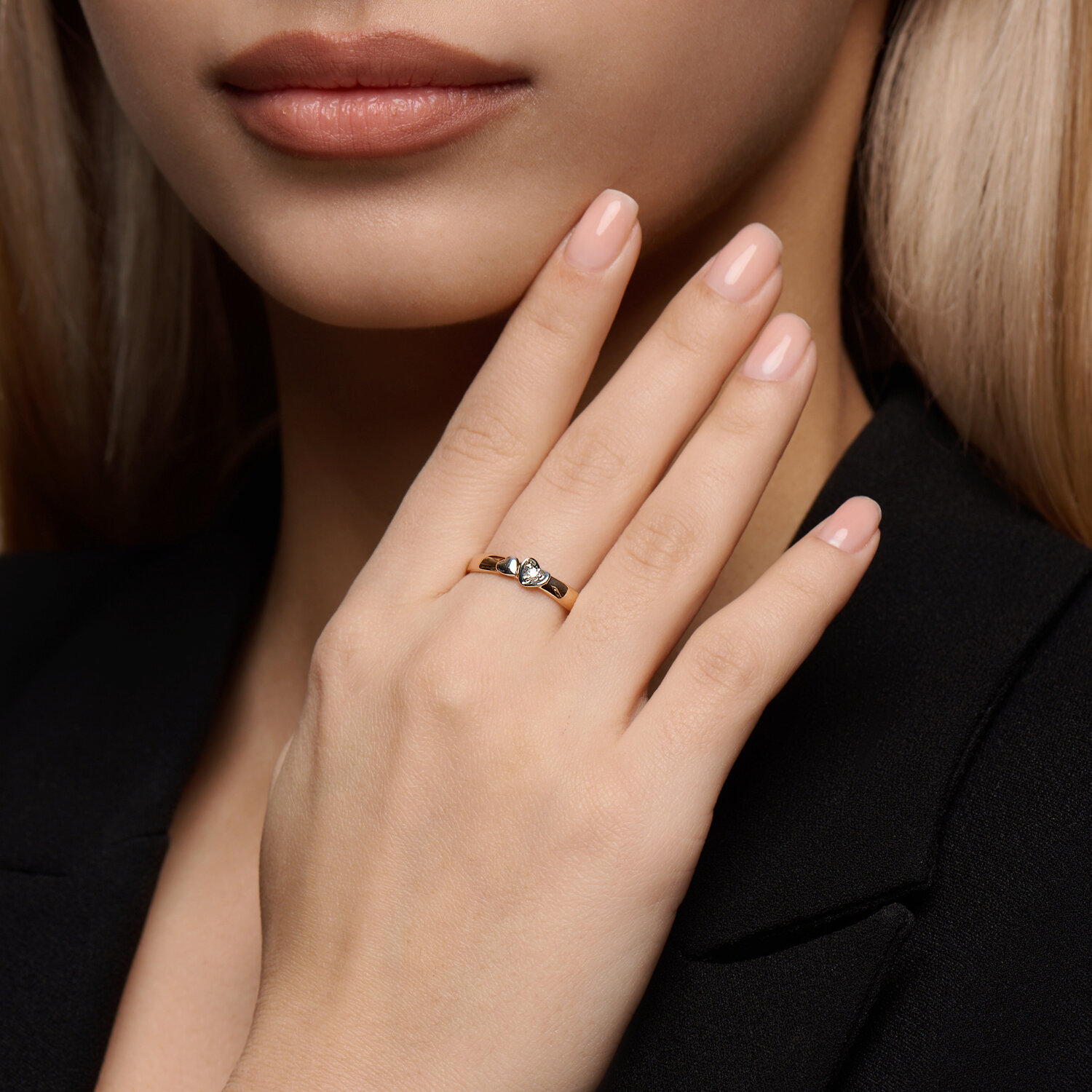 Sokolov gold ring with diamonds - image 3
