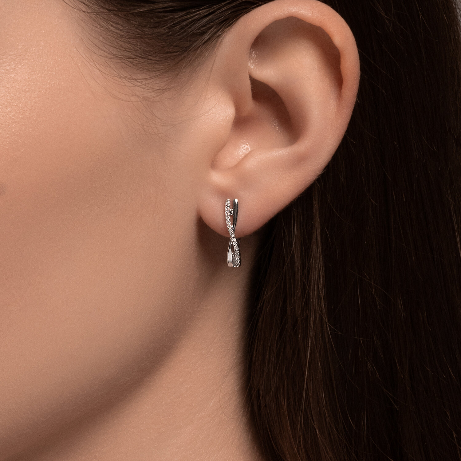 Серьги Sokolov из белого золота с бриллиантами - image 3