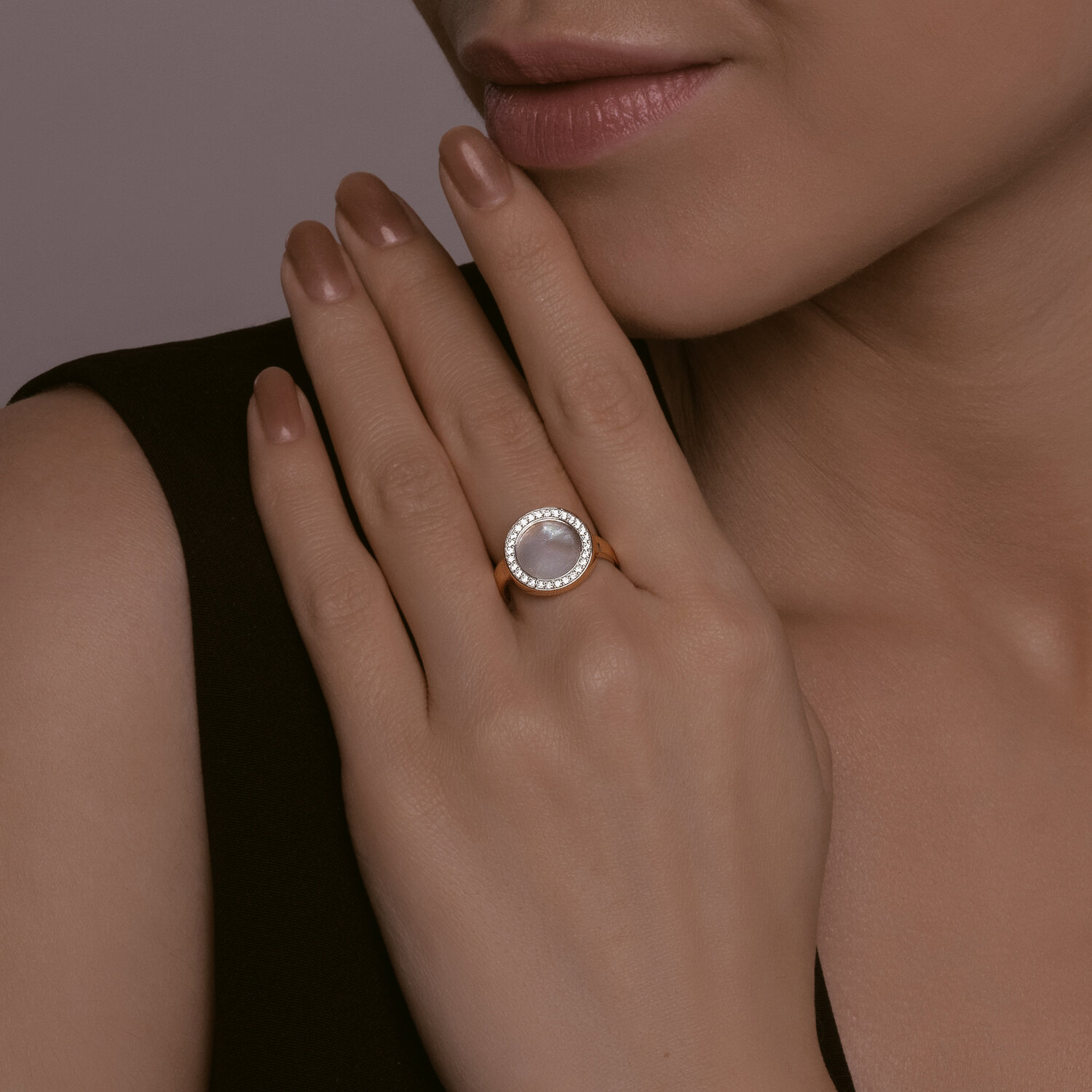 Кольцо Sokolov из золота с перламутром и фианитами - image 4