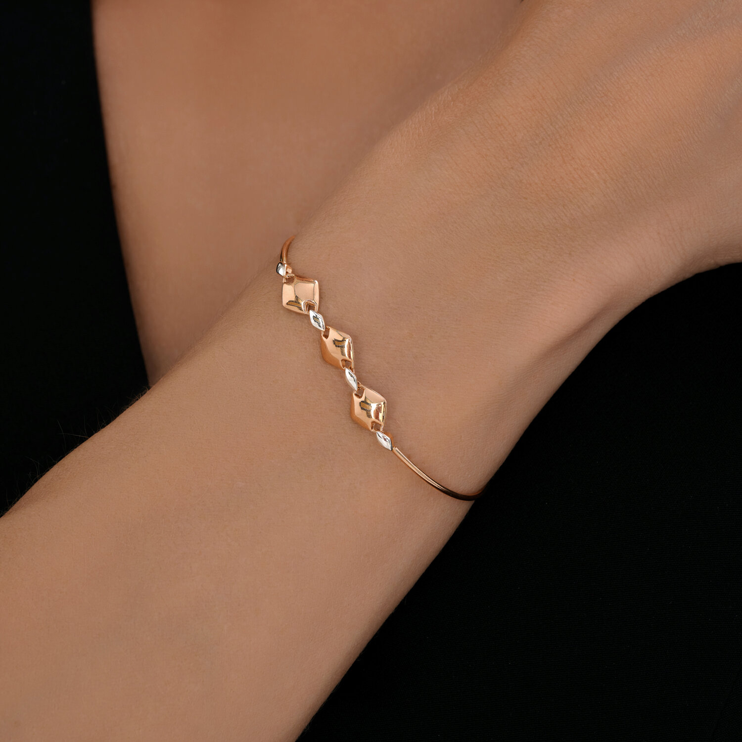 Brățară Sokolov din aur