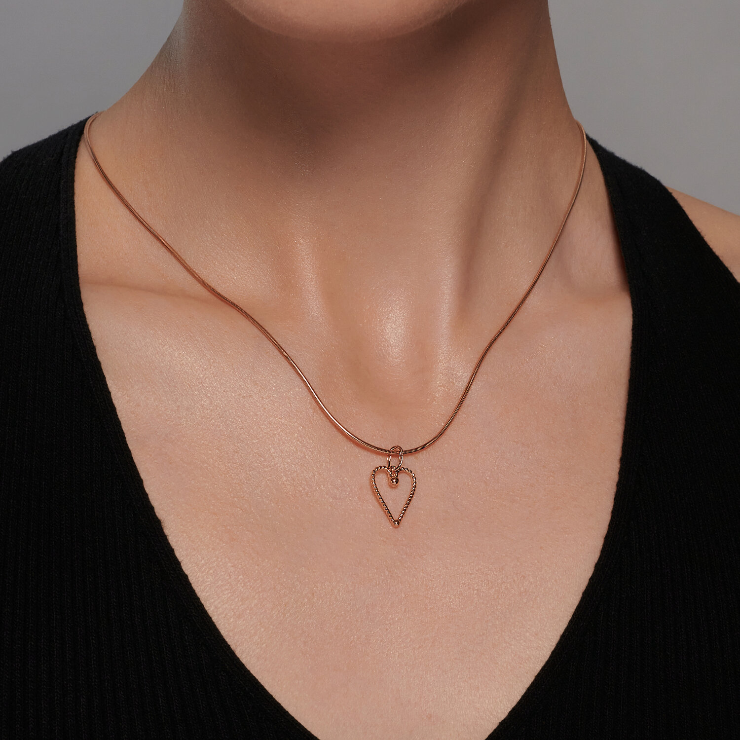 Gold Sokolov pendant - image 3