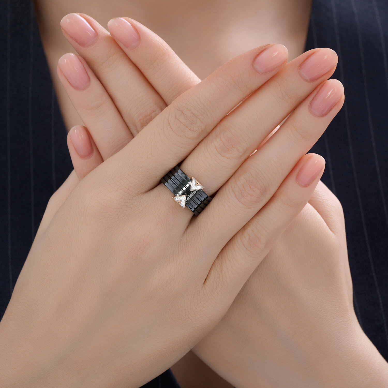 Inel Sokolov din aur cu diamante și inserție ceramică - image 4