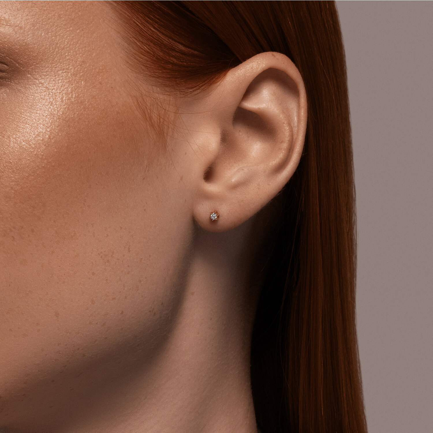 Sokolov gold earrings with diamond - image 3